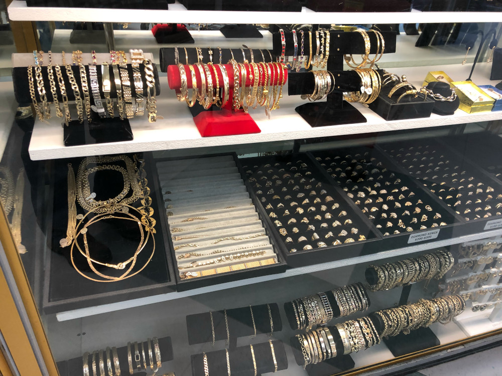 Szybkie finansowanie w sytuacjach awaryjnych: usługi lombardów w Płocku